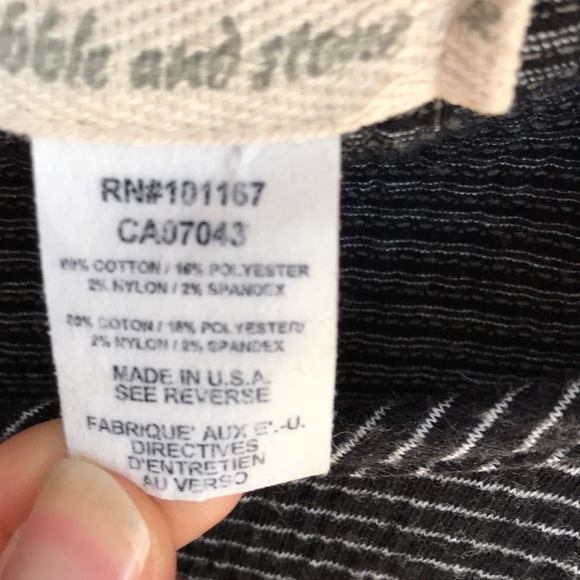 SOLD- Flutter sleeve tee - Picture 6 of 6